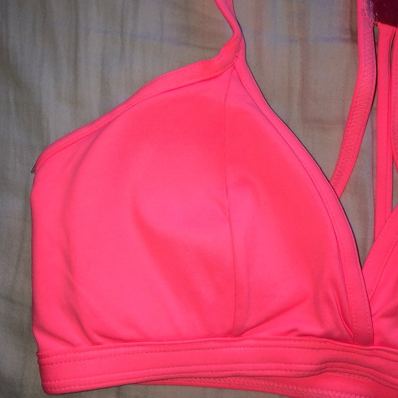 Maaji swim suit top - Picture 6 of 7